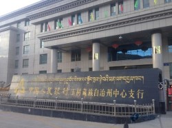 行業籃球運動木地板保養知識